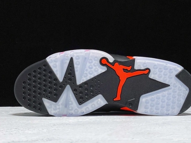 One Kick Retro Jordan Infrared Black Air 6 OG 384664-060 0717